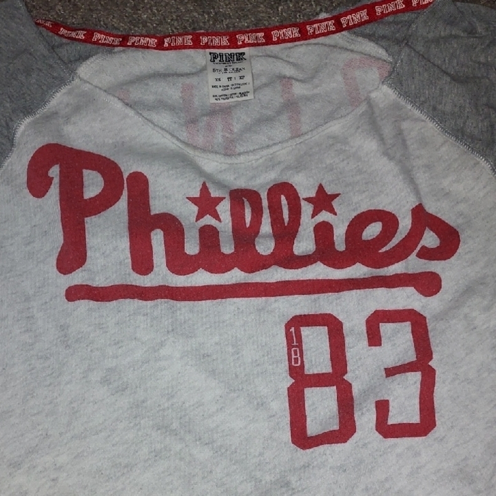 Phillies Gray and Red Raglan Shirt - Picture 4 of 4